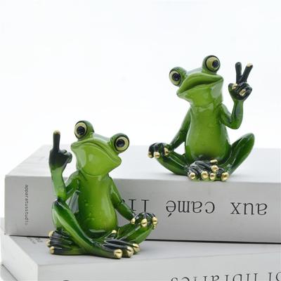 2Pcs Creative Resin Funny Frog Figurines Interior Home Decor Accessories Office Tabletop Personalized Ornaments Gift Present