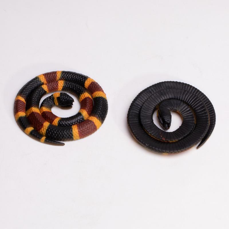 50CM Simulation Fake Snake Decoration Prank Toys Realistic Rubber Snakes Keep Birds Away That Look Real Halloween Party Favors