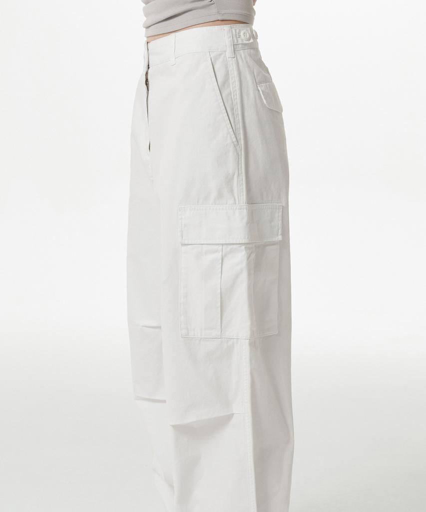 MUSINSA STANDARD WOMAN Women'S Wide Cargo Pants [White]