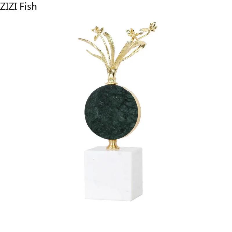 Creative Gold-plated Alloy Flower Ornaments Desk Decoration Modern Crafts Golden Flower Crystal Sculpture Room Aesthetics Decor