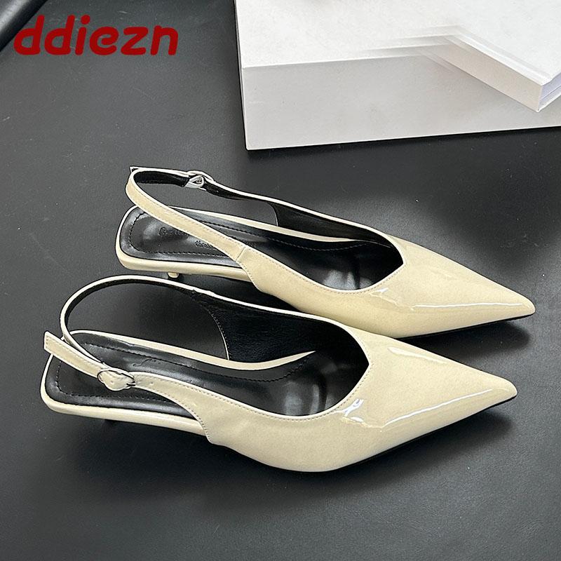 Fashion Fashion Shallow Elegant Women Heeled Sandals Shoes Female Buckle Strap Footwear Pointed Toe Ladies Low Heel Sandals Shoes Pumps