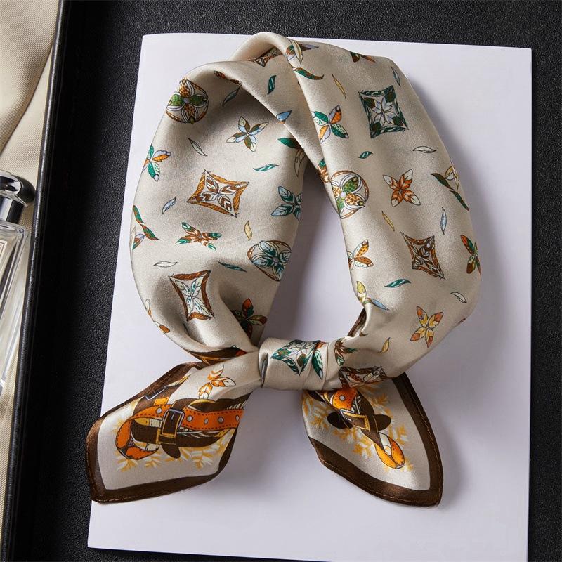Cartoon childlike feather print 100% mulberry silk scarf spring and autumn decorative neck protection scarf silk scarf 53cm square scarf