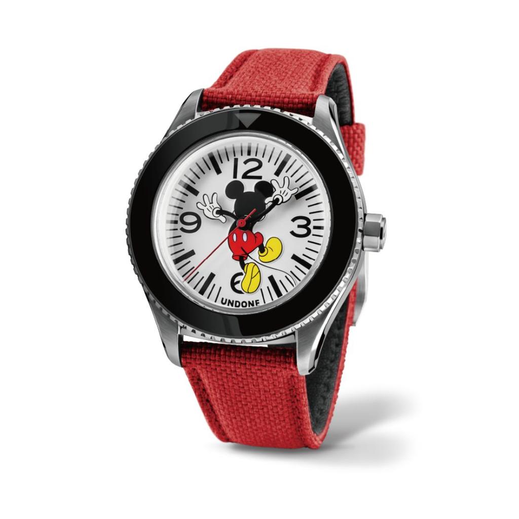 Mickey Mouse Wristwatch Disney Unisex Limited Edition Model 300 Pieces.