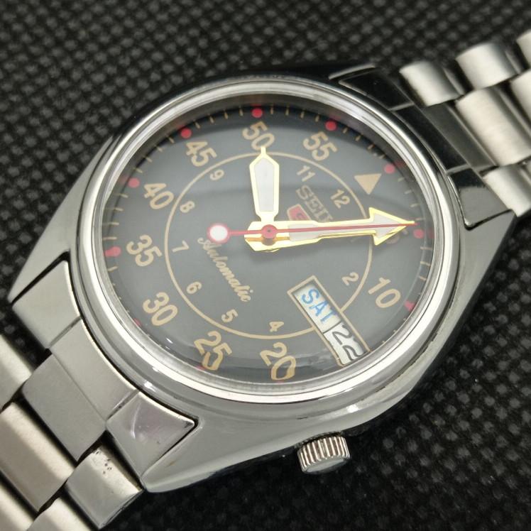 POUŽITÉ VINTAGE SEIKO 5 AUTO 7S26A JAPONSKÉ PÁNSKÉ HODINKY S ČERNÝM CIFERNÍKEM 621a-a413421-2 SKU621a-a413421