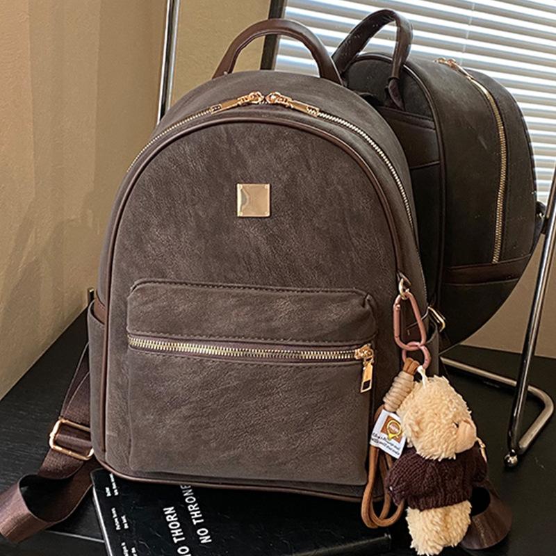 Fashionable Retro-style Women's Casual Travel Large Capacity Backpack with High-end Feel and Double Shoulder Straps