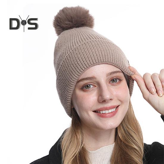 3 Pcs/Set Women Winter Hat Scarf Gloves Set Thick Knitted Ear Protection Cap Gloves Elastic Windproof Winter Outdoor Cycling Dome Beanie Neck Wrap