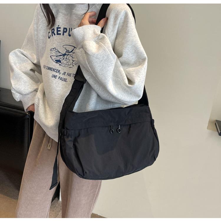 Nylonväska Messenger Bag Crossbody Bag Axelväska