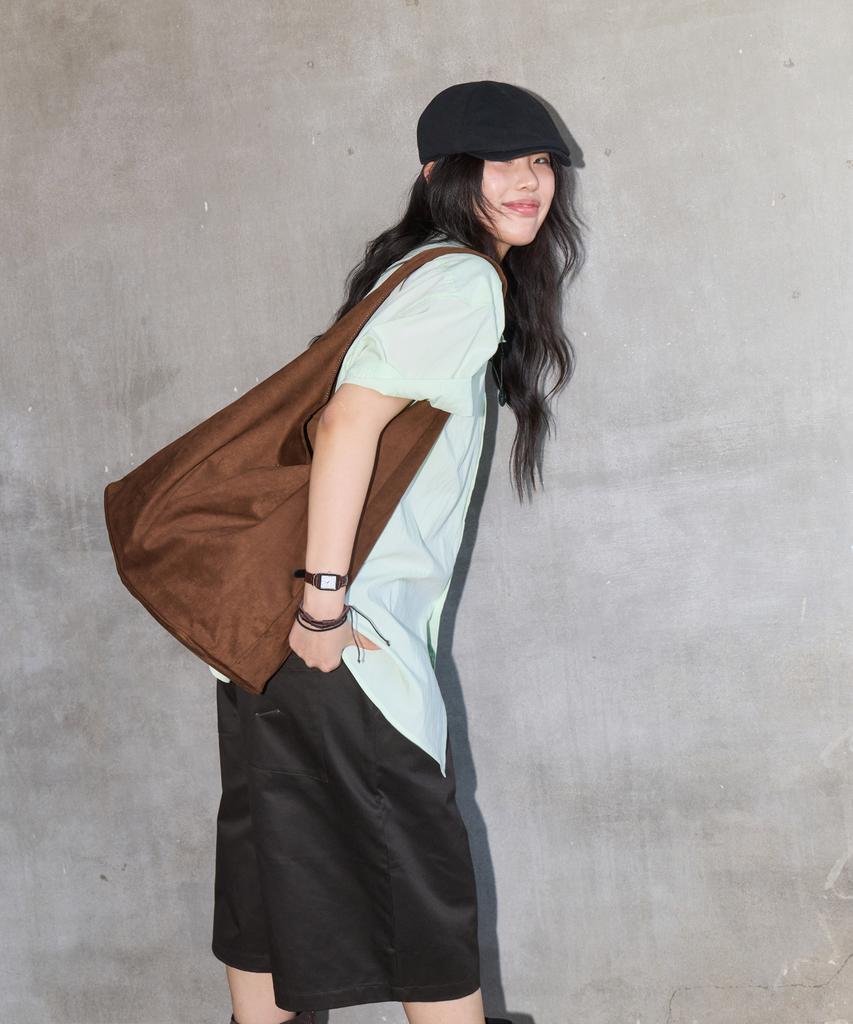Piari Soft Flow Suede Hobo Bag (Dark Brown)