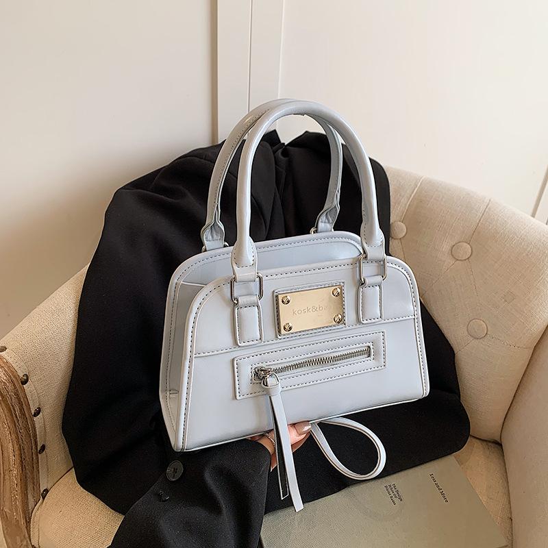 Portable Trend Tote Bag Women's 2025 Spring New Simple Casual Shoulder Bag Premium Versatile Trend Women's Bag