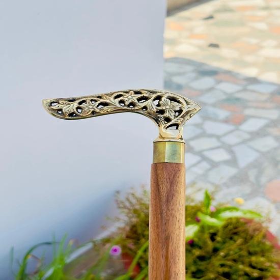 91.44 cm Victorian Flower Engraved Walking Stick, Royal Head Handle Special Carving Design Walking Stick, Brass Wooden Cane