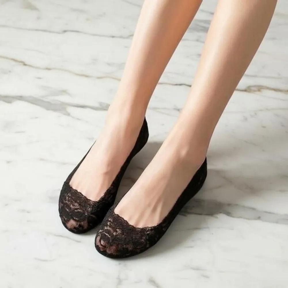 Women s Breathable Lace Silicone Non-Slip Socks FREE