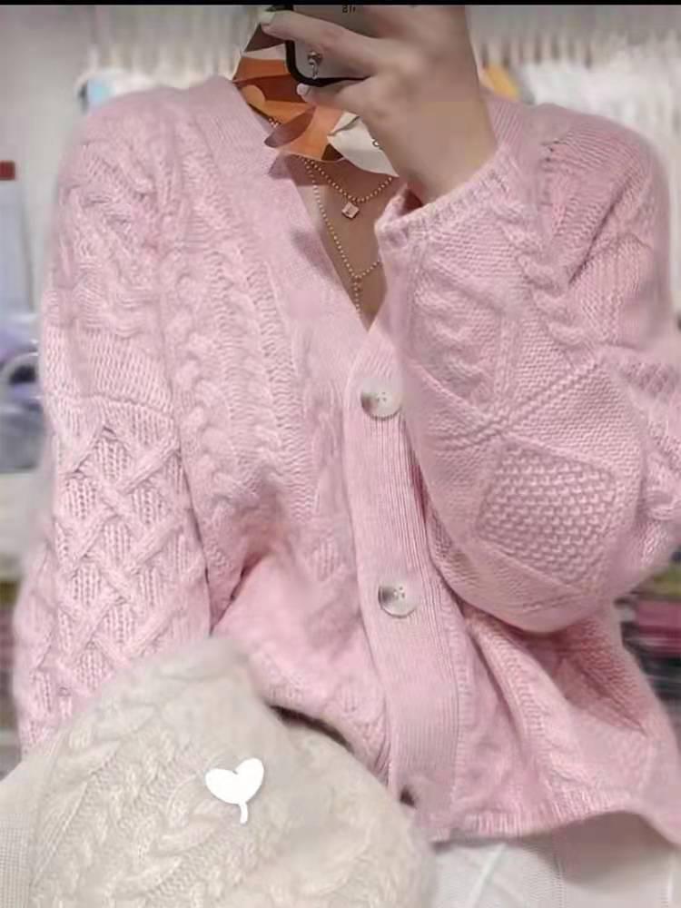 Women's V-neck Loose Cable Knit Wool Cardigan - Thickened, Versatile Autumn/Winter Outerwear.
