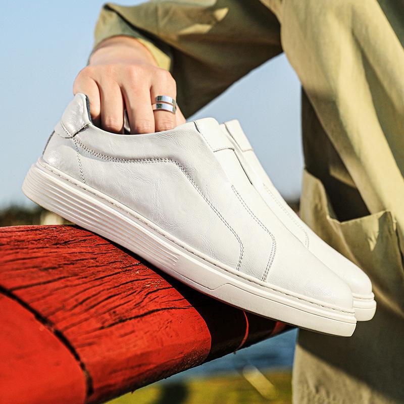 Men's Casual Slip-on Leather Loafers - British Style, Elastic Band, Versatile Youthful Design, White.