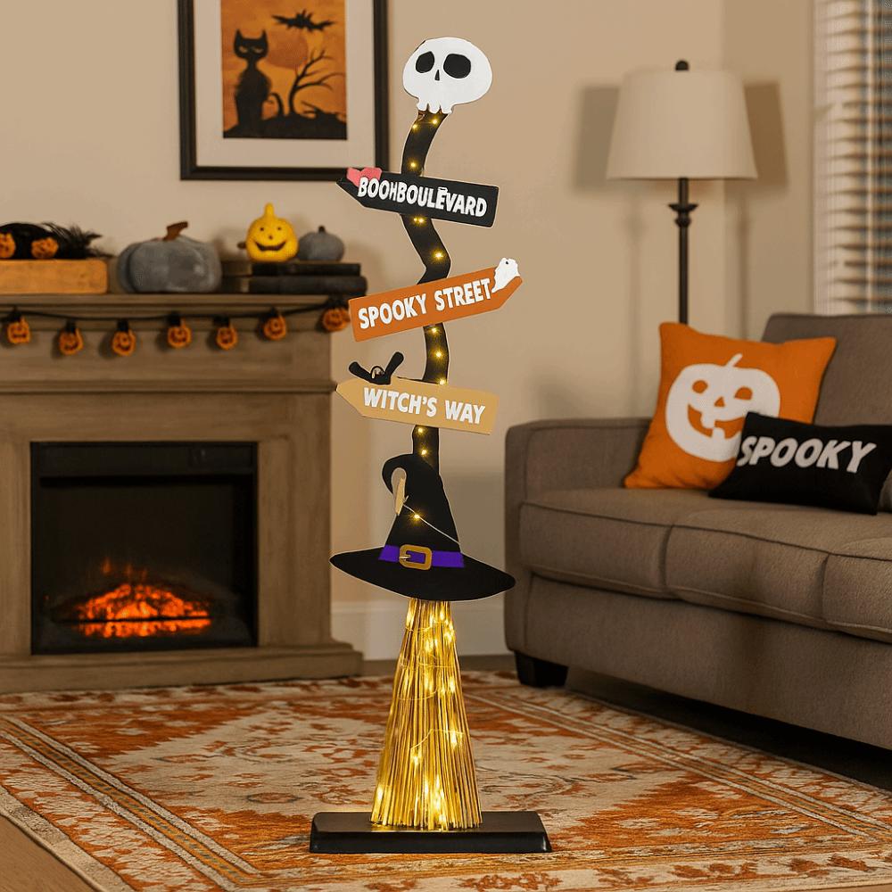 Spooky Design Wooden Witch Broom with Base Halloween Broomstick Ornament  Yard Ornament