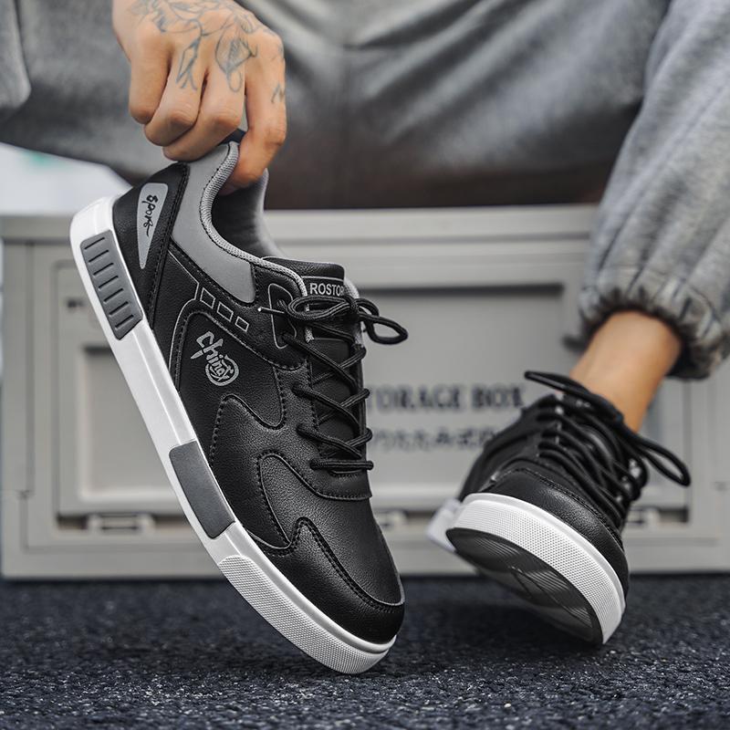 Men Casual Flat Sneakers New Leather Comfort Fashionable Anti Slip Wear-resistant Board Shoes Outdoor Comfortable Walking Shoes