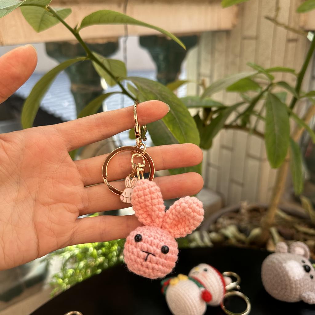 Handmade wool crocheted cartoon sunny day doll dog pig sheep chicken fox rabbit animal diy doll head key chain bag decoration