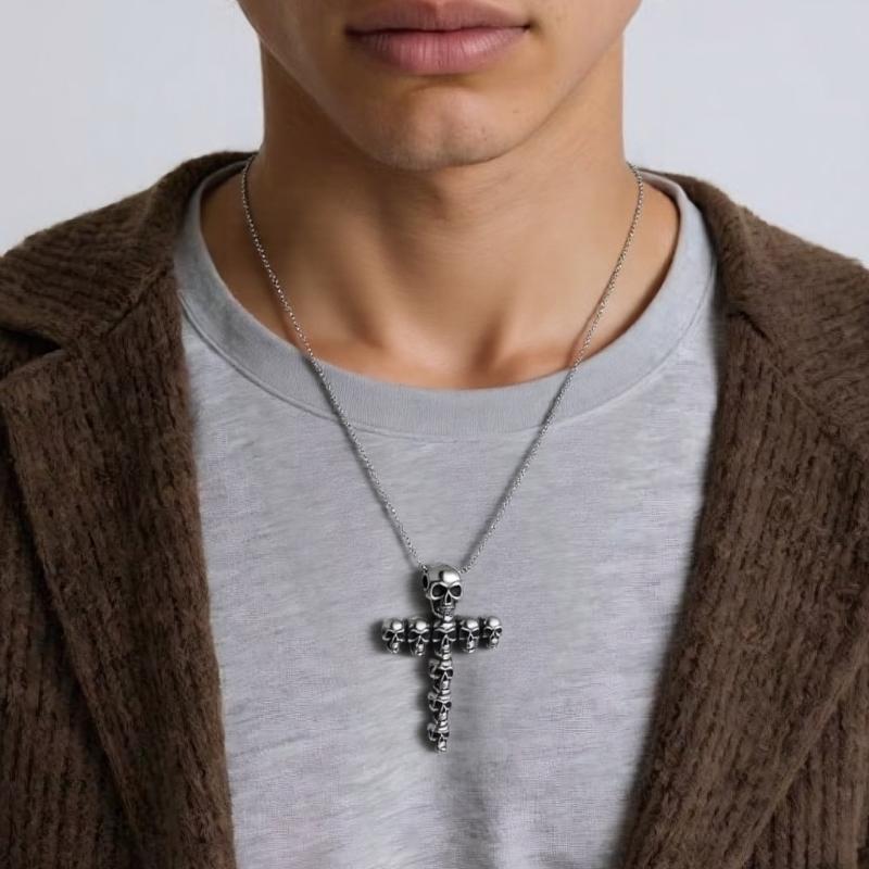 Unisex Gothic Skull Crosses Pendant Necklace Versatile Design Retro Skull and Crosses Necklace For Layer Jewelry Styling
