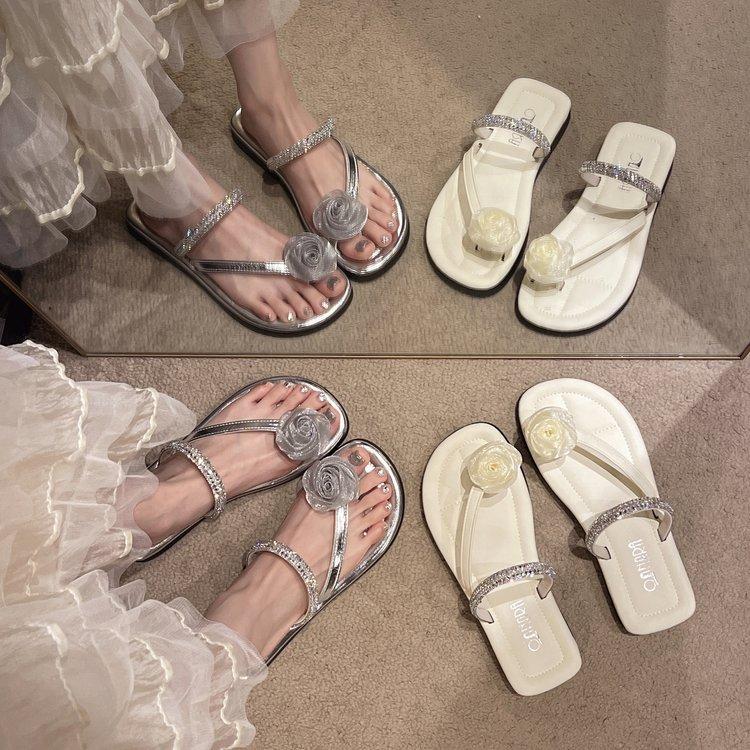 French Thick-heeled Slippers Women's Summer Wear 2025 New Fairy Style Flower Rhinestone Cover Toe with Skirt Crystal Sandals