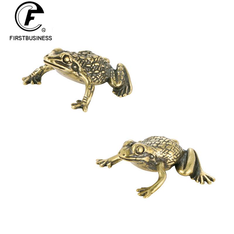 Pure Copper Frog Toad Statue Ornaments Desktop Antique Brass Tea Pet Collection Home Decoration for Living Room Animal Figurines