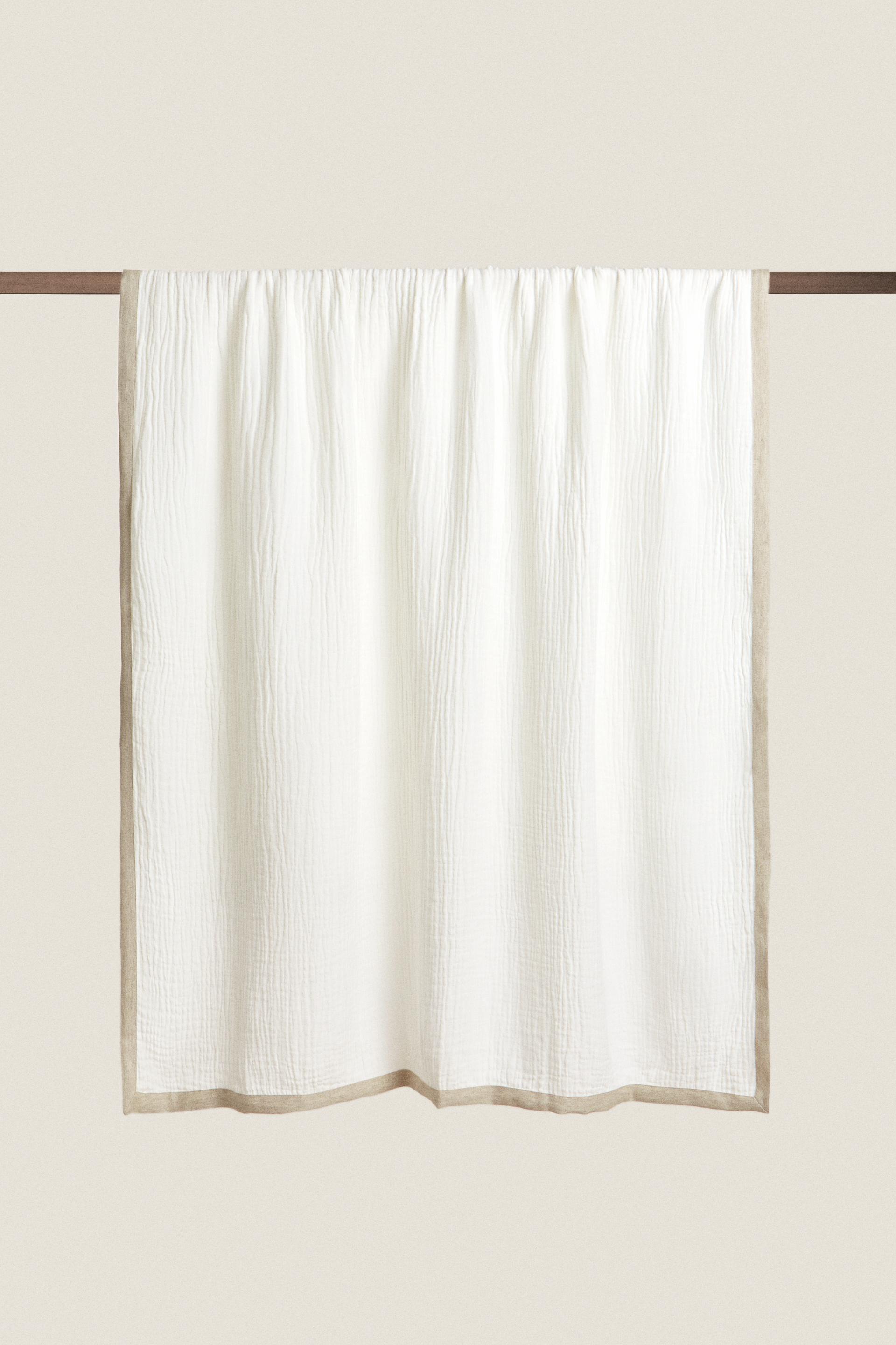 

МУСЛИНОВОЕ ОДЕЯЛО