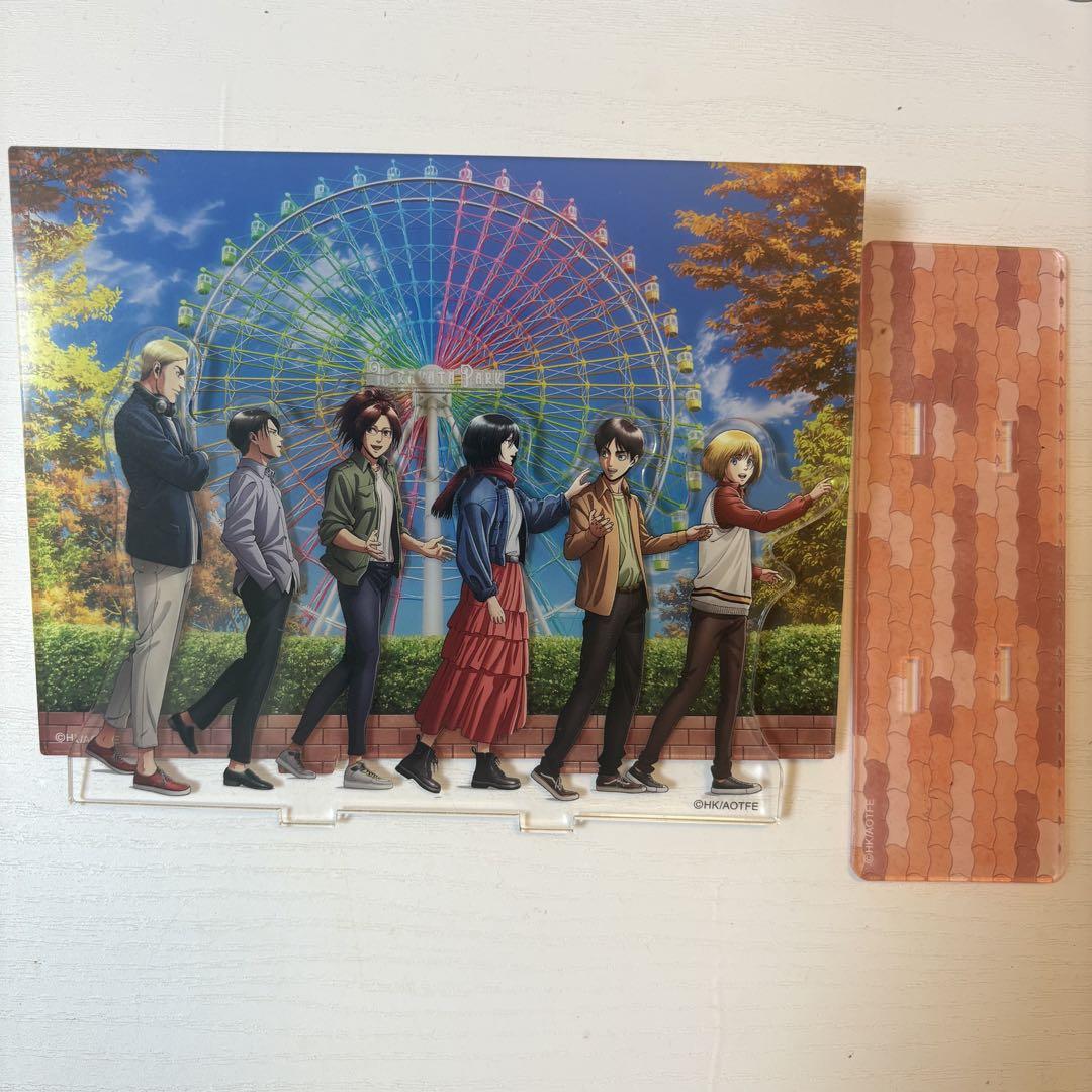 

[USED] Attack on Titan Acrylic Diorama Acrylic Stand Hirakata Park FINAL