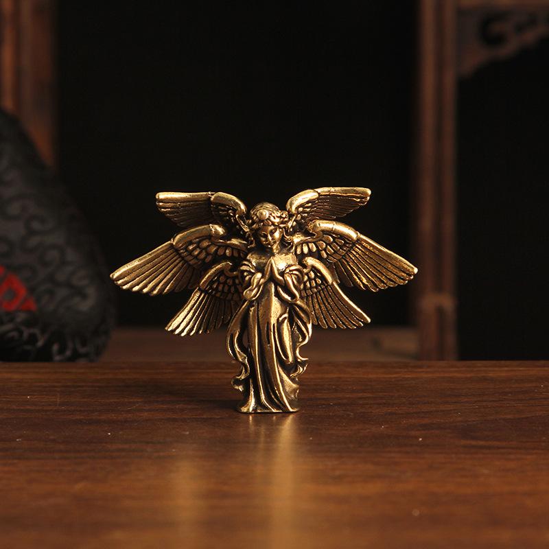 

Шестикрылая латунная фигурка ангела: Креативное бронзовое украшение для настольного декора