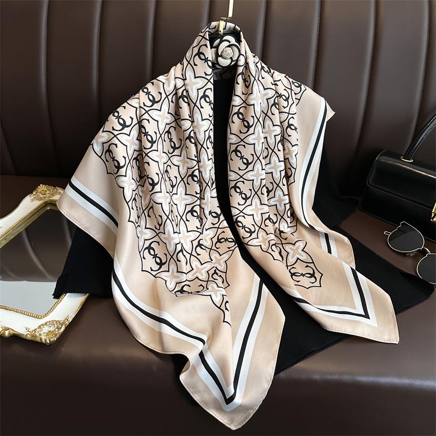 Korean version of star-printed silk scarf 91cm twill silk scarf, new fashionable and versatile large square scarf, sunscreen shawl, headscarf.