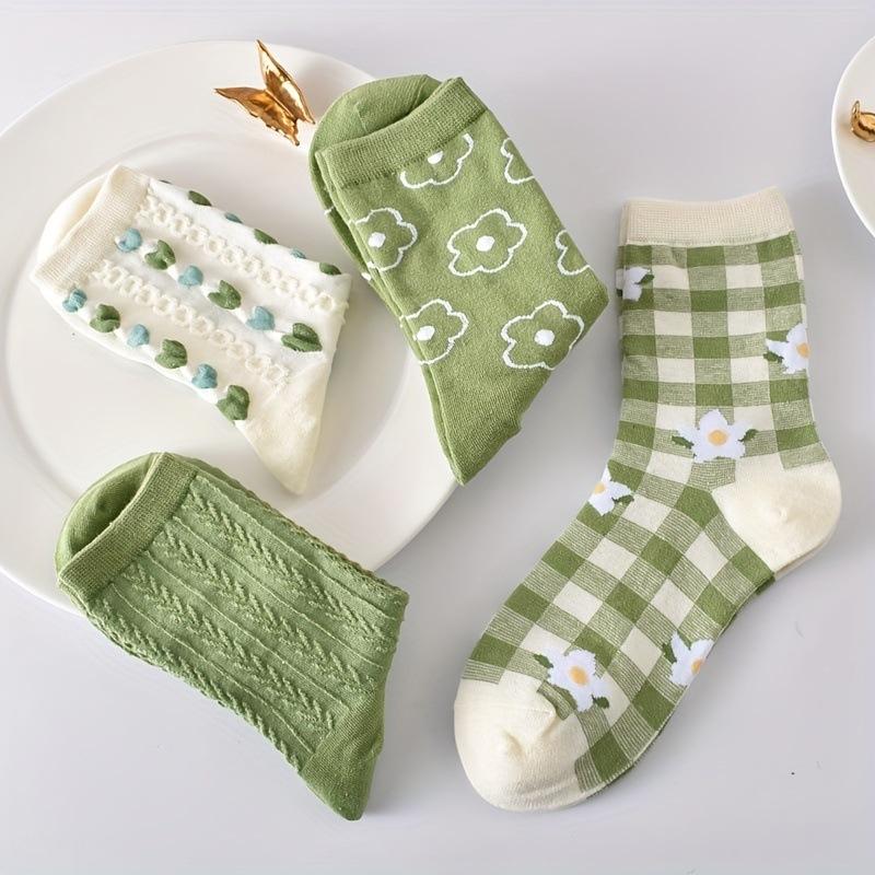 5 Pairs  Socks Women's Spring and Autumn Retro Three-dimensional Relief Flower Medium Tube Socks Stockings Women's Socks