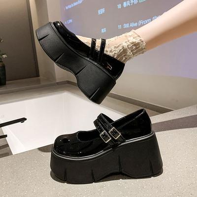 Sapatos de couro pequenos de plataforma pretos estilo retrô britânico com aumento de altura de cabeça redonda, novos sapatos únicos Mary Jane franceses para mulheres primavera e outono 2025