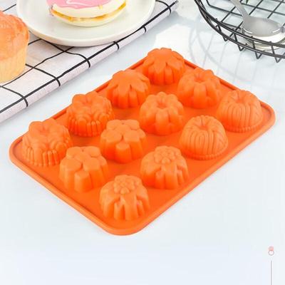 Baizi'en 12-Cavity Flower Silicone Cake Mold