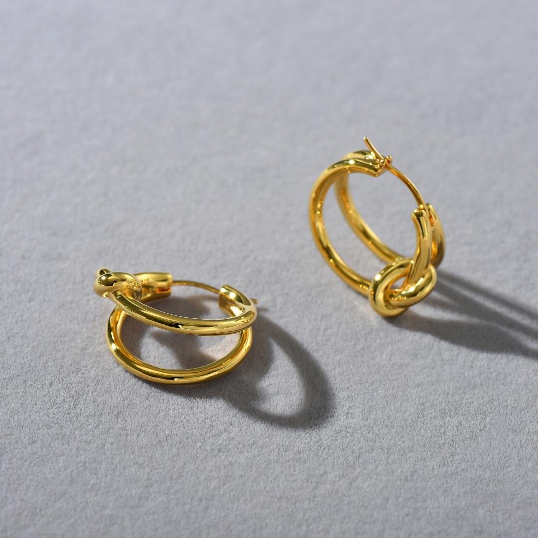 Niche High-End French Retro Knot Design Rope Knot Ear Buckle Personality Trendy And Fashionable Temperament Versatile Earrings