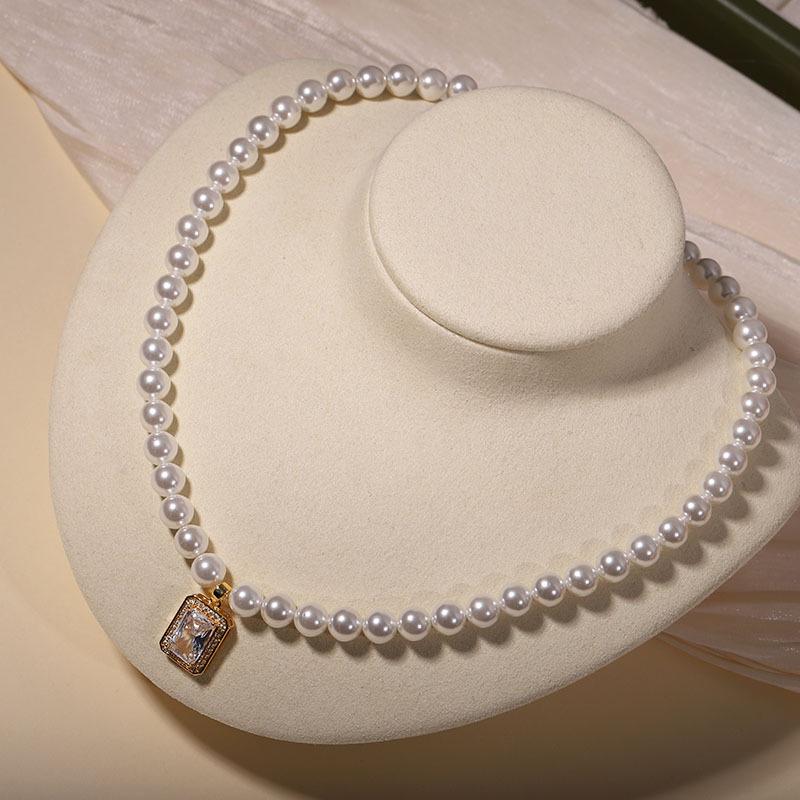 Natural Shell Pearl Necklace - Women's Clavicle Chain Set for Mother's Day Gift
