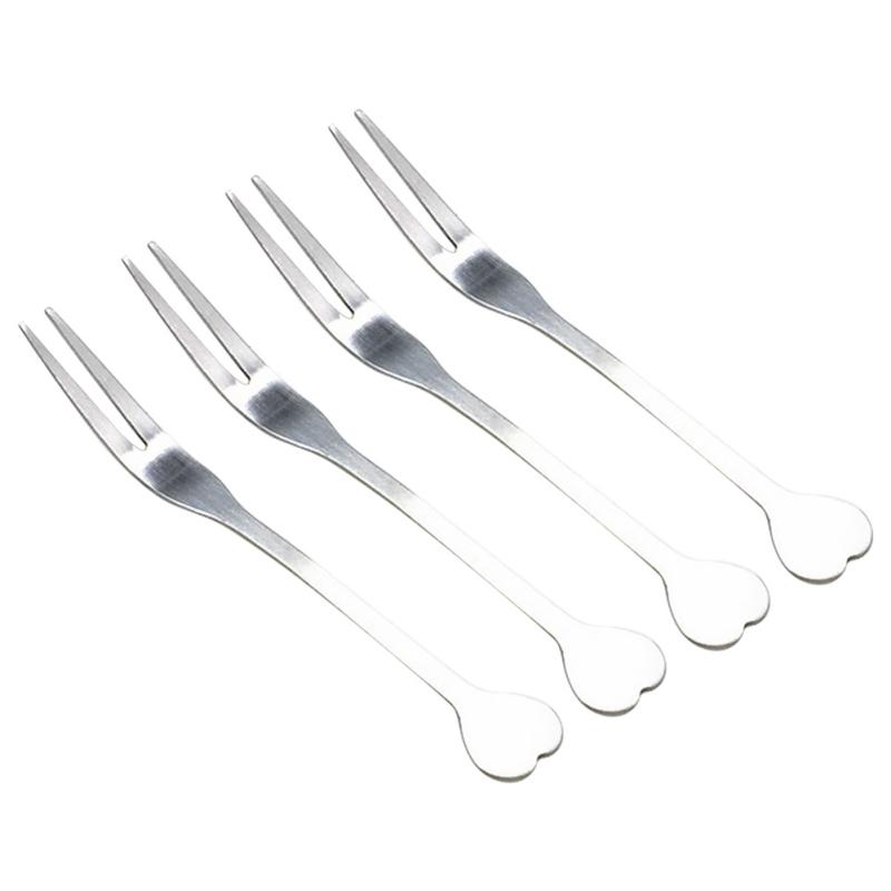 Furculiță din oțel inoxidabil în formă de inimă. Furculiță simplă cu doi dinți