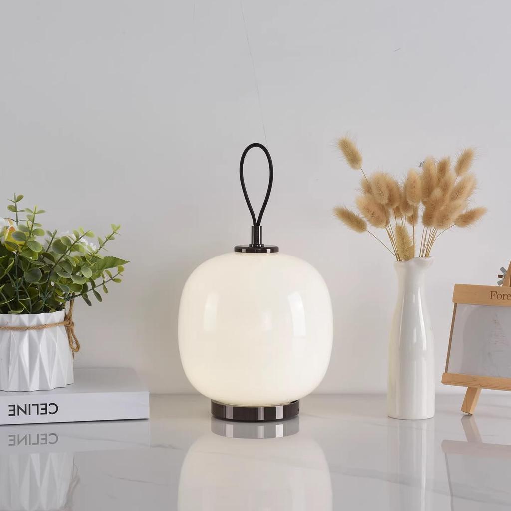 Dänemark VL45 Tragbare kabellose Lade-Tischlampe für Wohnzimmer, Schlafzimmer, Esszimmer und Nachttisch-Atmosphäre.