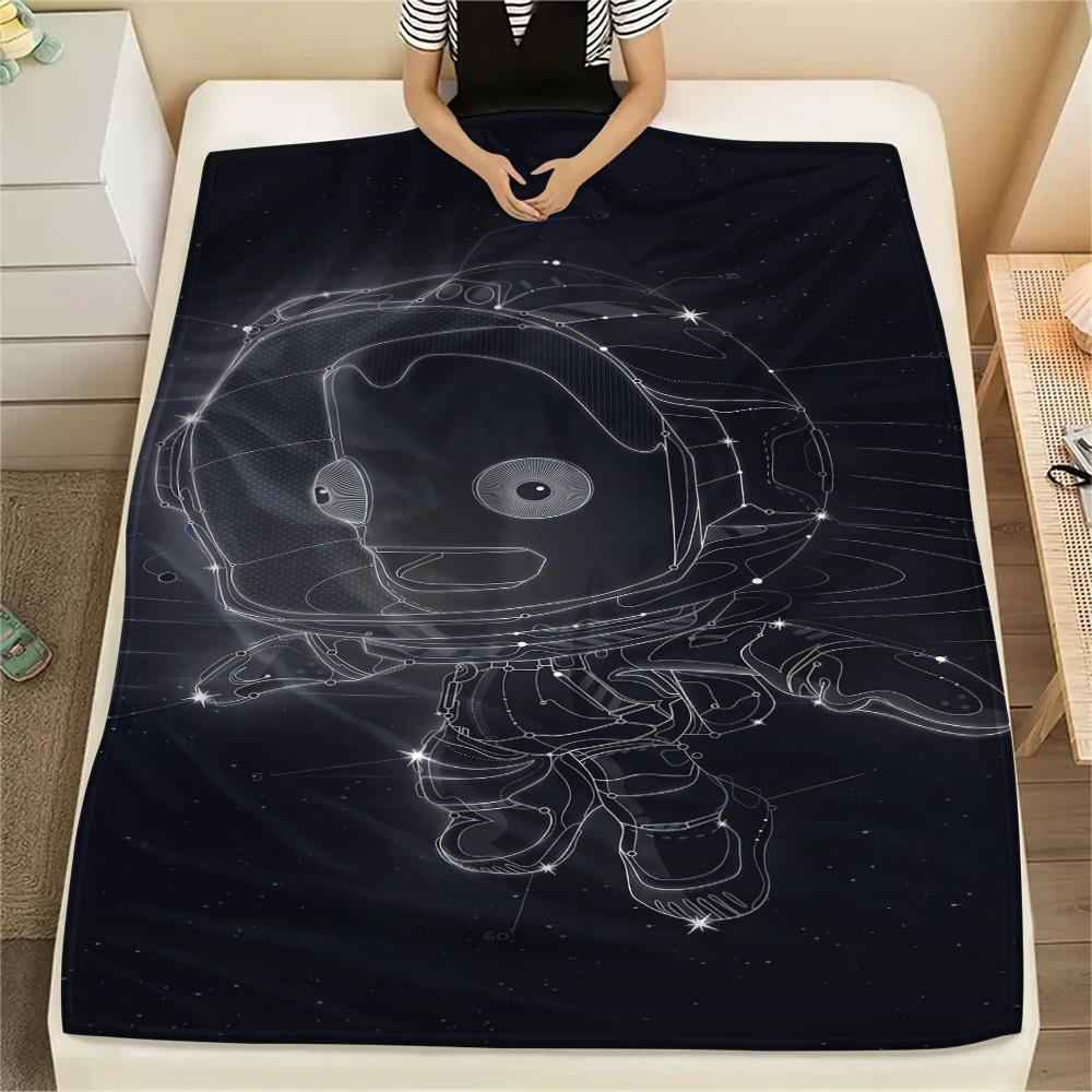 1Pc Alien Earth Print Flannel Blanket, High Quality Comfortable for All Seasons, Home Decor, Warmth and Comfort, Perfect for Christmas Gifts