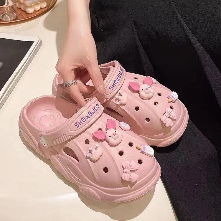 Hole Shoes Bath Light Cute Slippers Women Wear New Versatile Platform Sandals Half Drag Beach Women