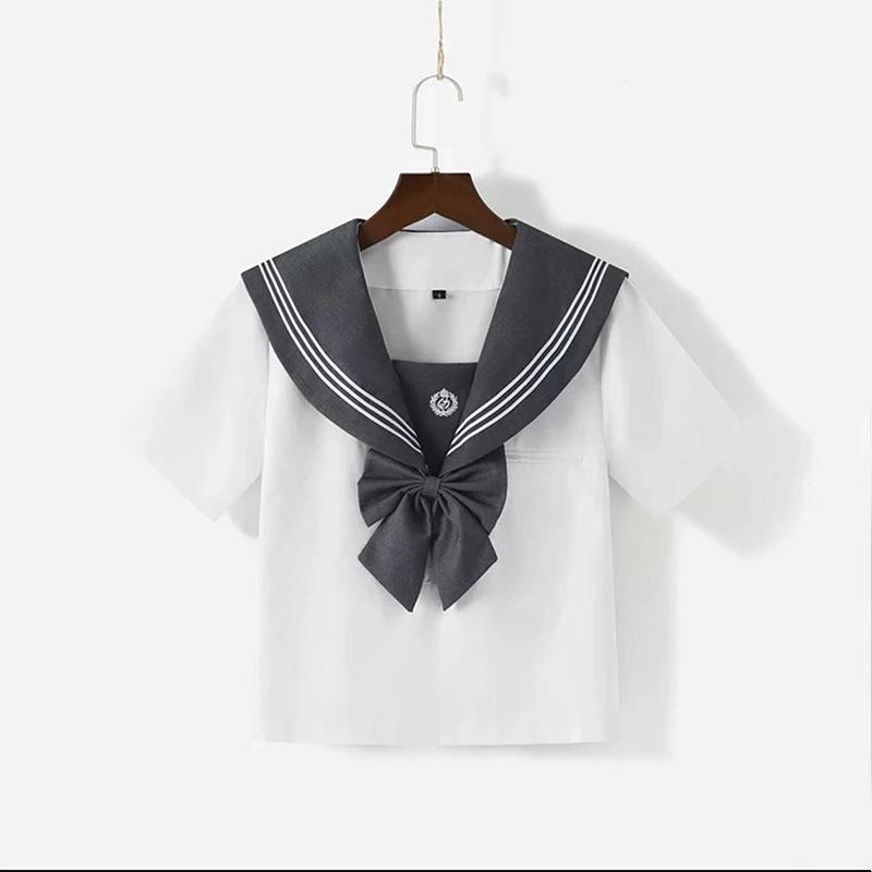 Japanese Embroidery Gray JK School Uniform: Sailor Suit with Short/Long Sleeves & Pleated Skirt for Spring/Autumn.
