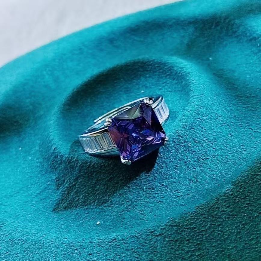 Square Zircon Ring Women'S Inlaid High Carbon Diamond Light Luxury Versatile Design High-Grade Pink Diamond Ring