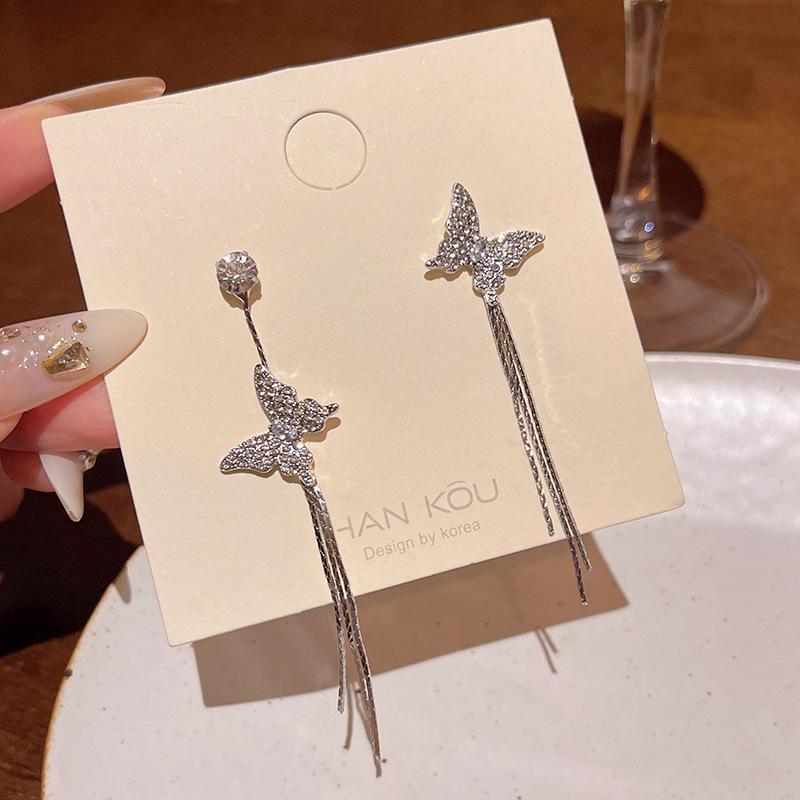 Korean Crystal Butterfly & Pearl Earrings - Elegant, High-End Fashion Accessory for Women
