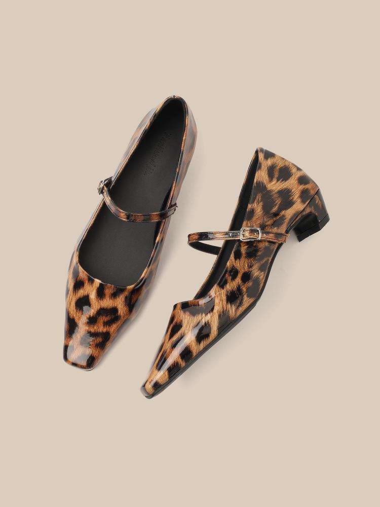 

Туфли Мэри Джейн на среднем каблуке с квадратным носком, новые универсальные одинарные туфли для通勤 с пряжкой на одно слово 40 леопардовый