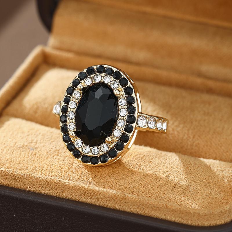 

Fashionable Black Oval Inlaid Zircon Women s Ring, Suitable for Brides Engagement Zircon, Banquet Party Accessories and Gifts 9