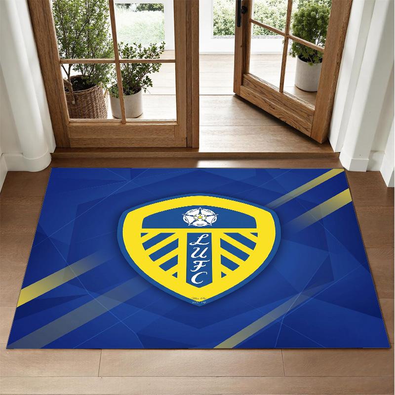 Leeds United Design Crystal Velvet Rug Soft Decorative Mat for Bedroom Entrance