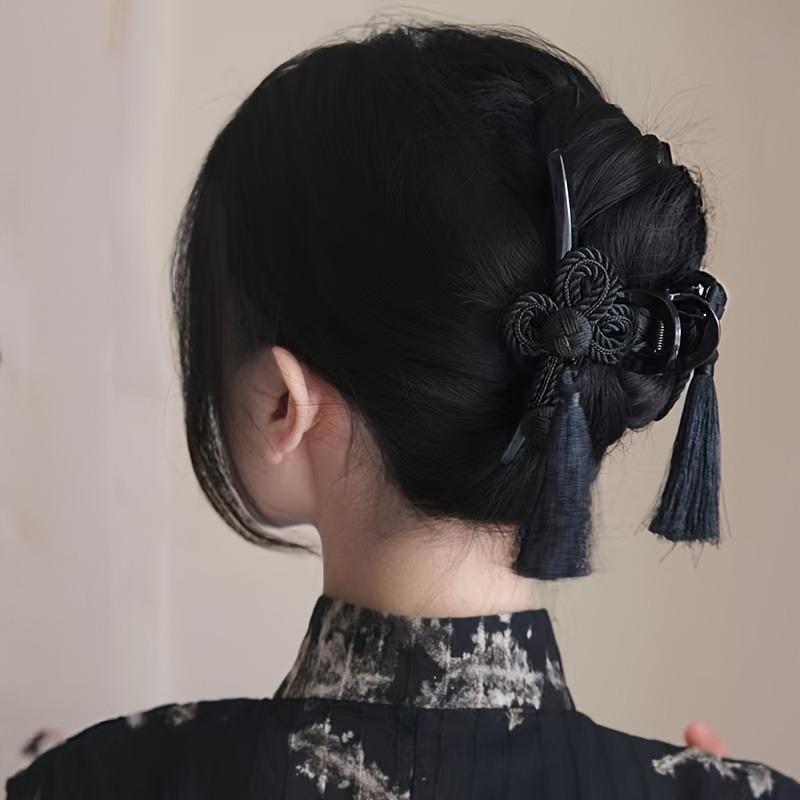 New Chinese Style Ancient Style Hand Woven Tassel Acrylic Clip Elegant Dignified Cheongsam Hanfu Braided Updo Hair Accessories
