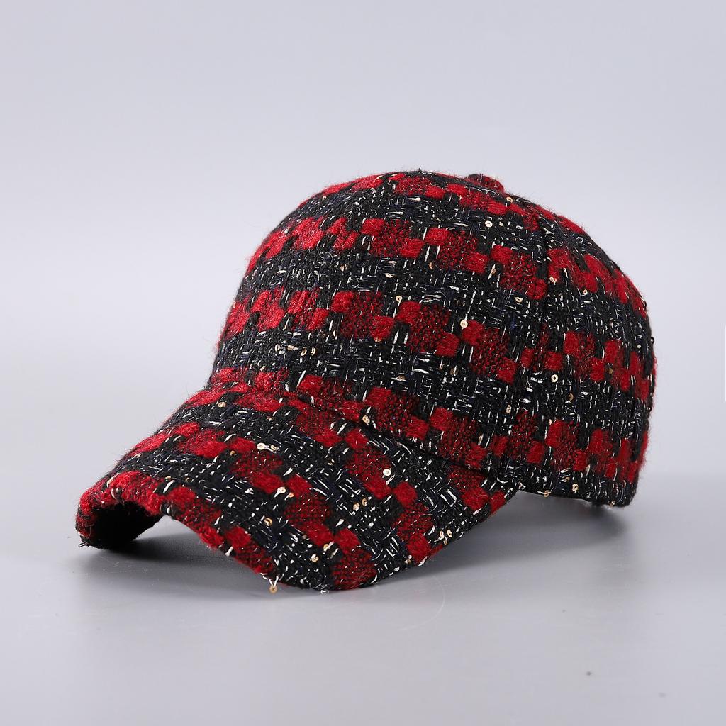Qiandongge series baseball cap Xiaoxiangfeng black and white checkerboard British style hat spot batch