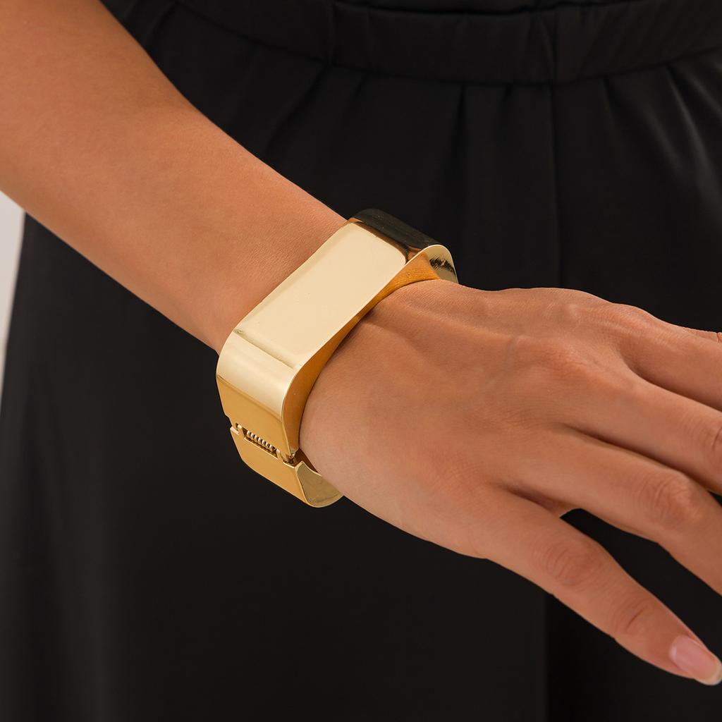 Punk Hip Hop Water Drop Cuff Wide Bangles Vintage Gold copper Color Geometric Square Spring Bangles Women Bracelets Jewelry