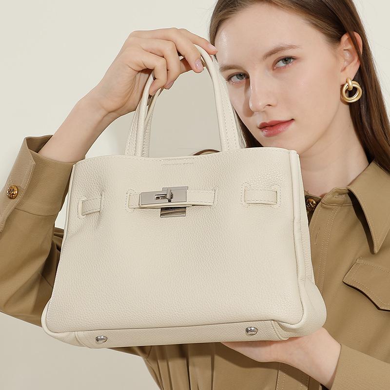 Genuine Leather Fashionable Metal Bag Korean Minority Era Bag New Era Hundred Styles Lightweight Windproof Handheld Cross-Body Bag