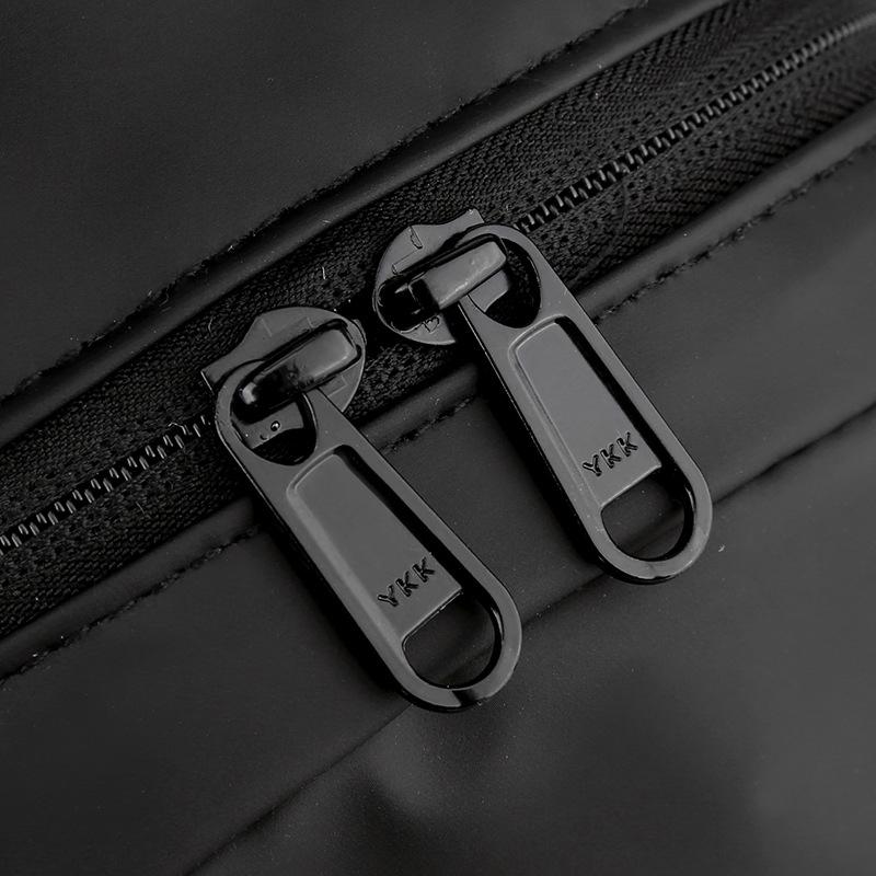 Men's locomotive bag, chest bag, messenger bag, anti-splashing multi-functional backpack, trend anti-splashing