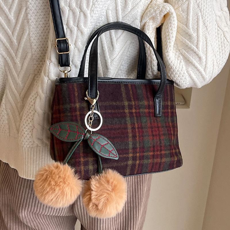 Bags for Women's High End Woven Crossbody Bag for Women's Autumn and Winter New Knitted Handbag for Women Ins Shoulder Bag