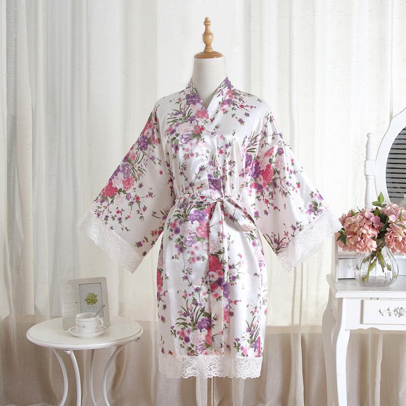 Comfortable Homewear Summer Imitation Silk Lace Floral Floral Robe Short Kimono Bathrobe Cardigan Robe Fashion Temperament Elegant