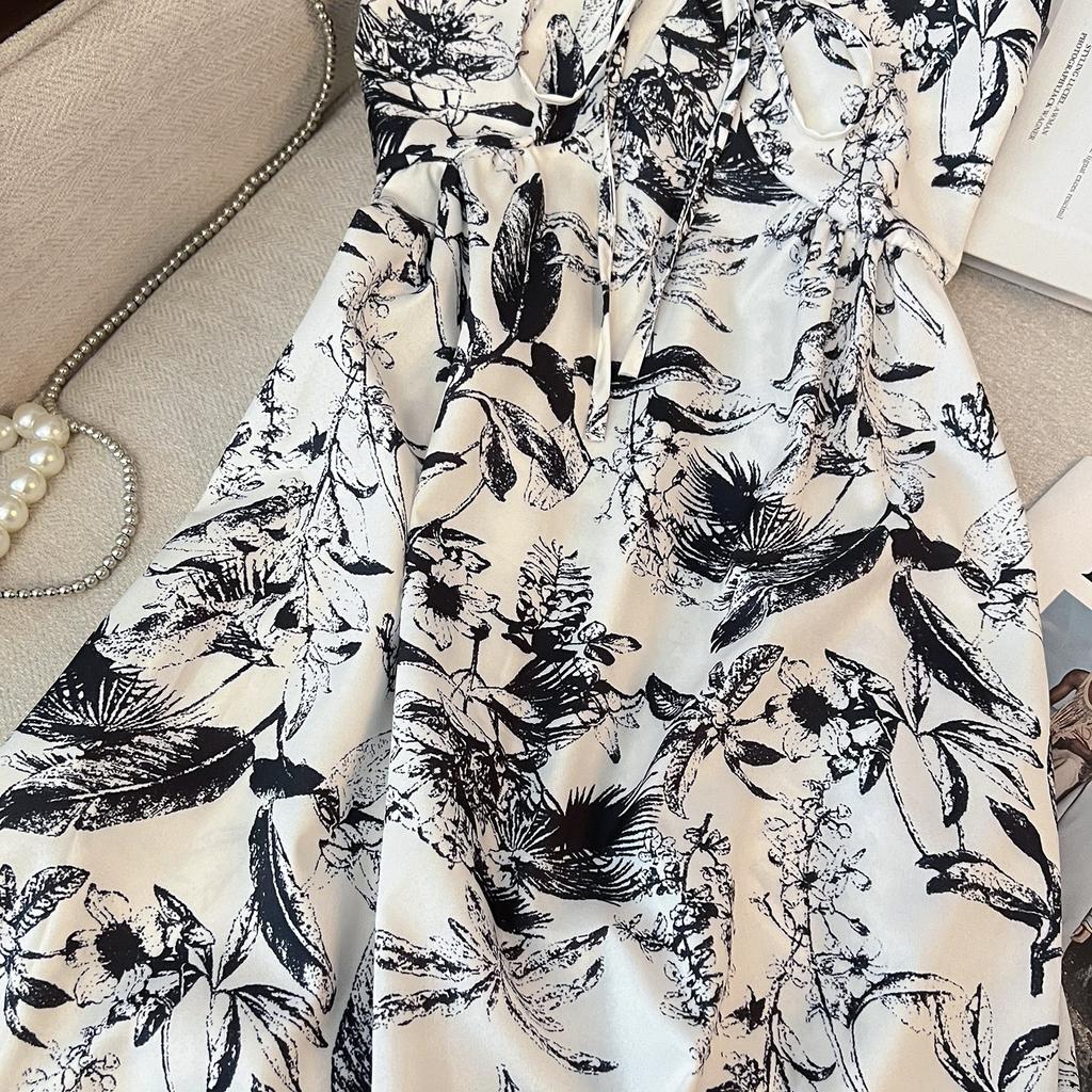 Seaside vacation style French stunning suspender ink printing V-neck summer loose lazy wind knee dress